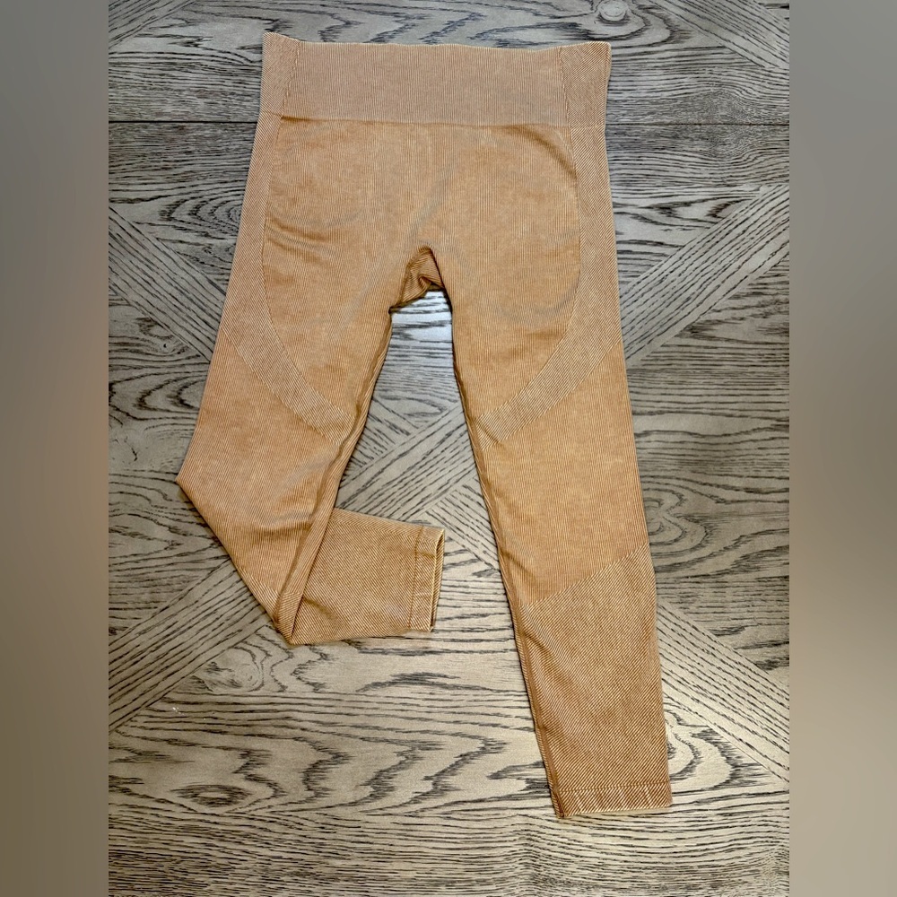 JoyLab Women’s Large Tan Beige Legging Hi-Rise 7/8 Length